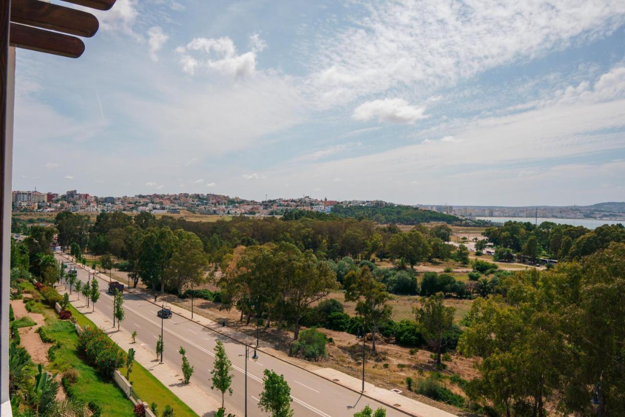 Sea View Malabata Family Only Apartment Tanger Ngoại thất bức ảnh